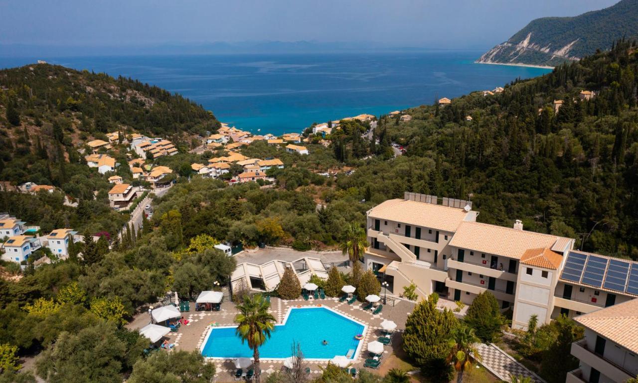 Santa Marina Hotel Ayios Nikitas Luaran gambar